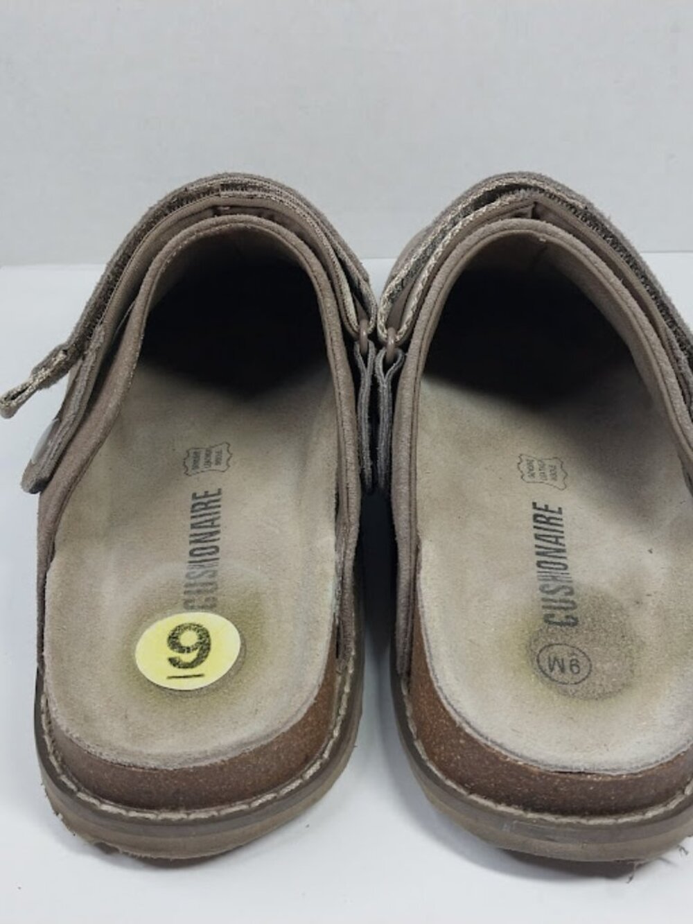 Cushionaire Womens Size 9 Boulder Genuine Suede Memory Foam Swivel Strap Clogs - Picture 5 of 13